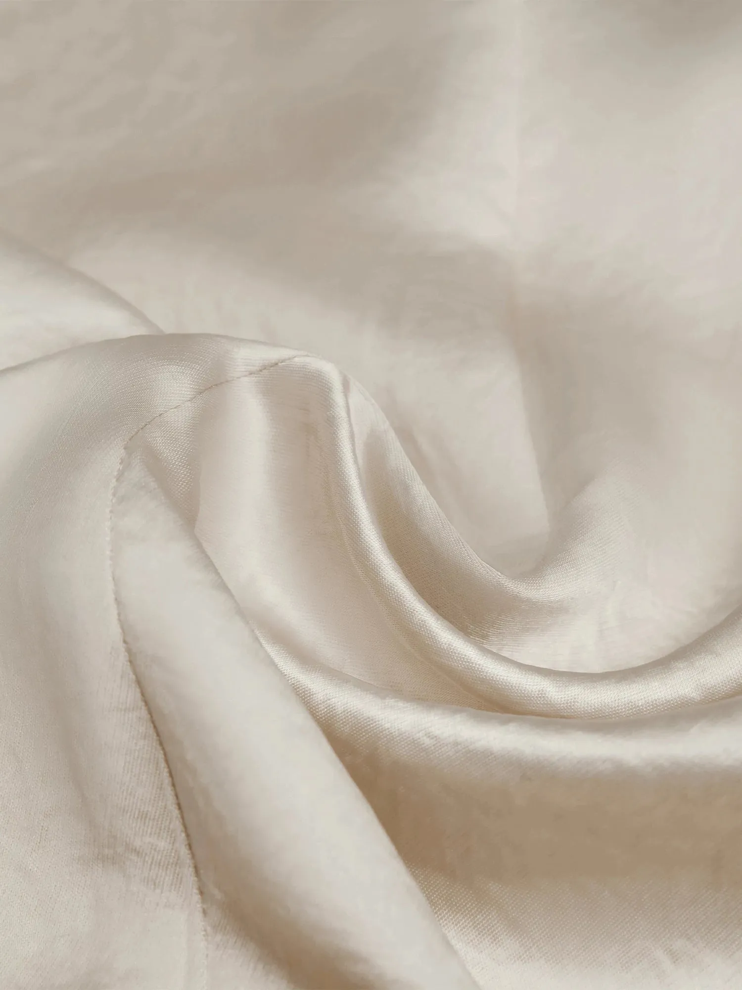 Amoretu 100% Acetate Notched Lapel Crushed Satin Blazer