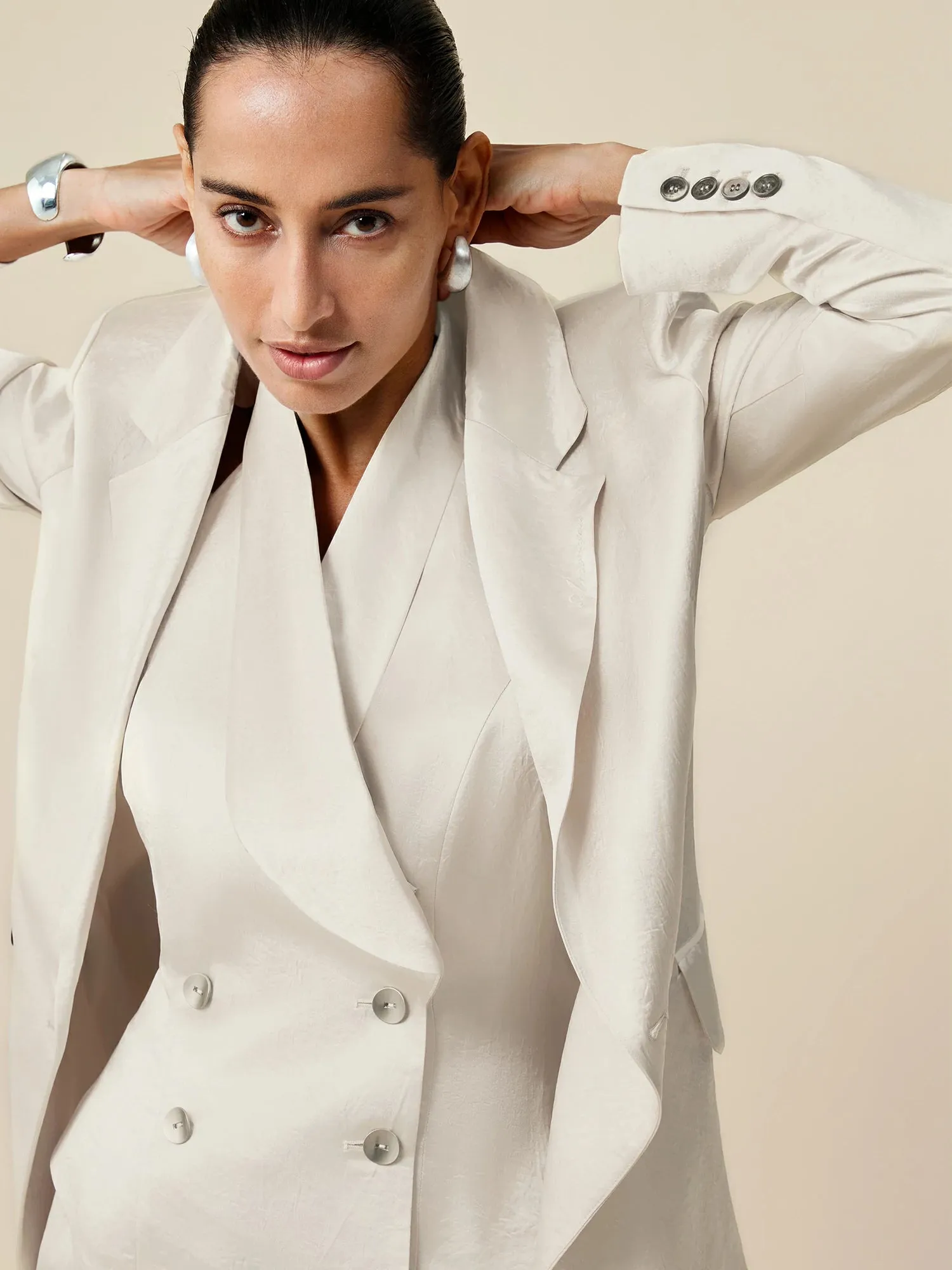 Amoretu 100% Acetate Notched Lapel Crushed Satin Blazer