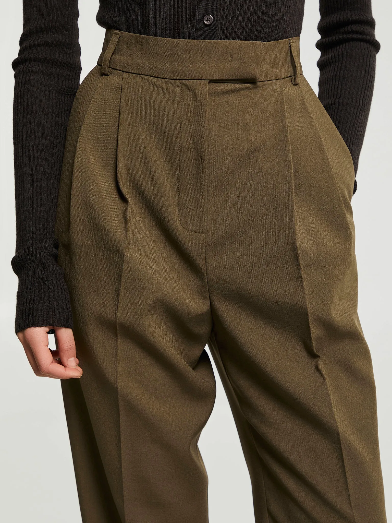 Bea Suit Pants in Chocolate