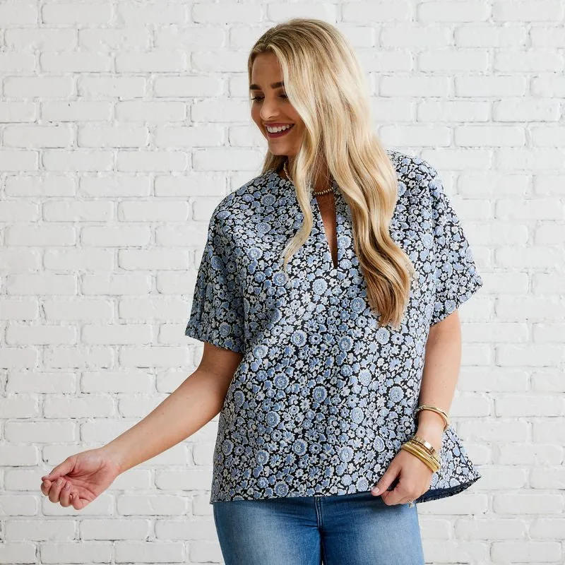 Betsy Jacquard Floral Top- Powder/Navy