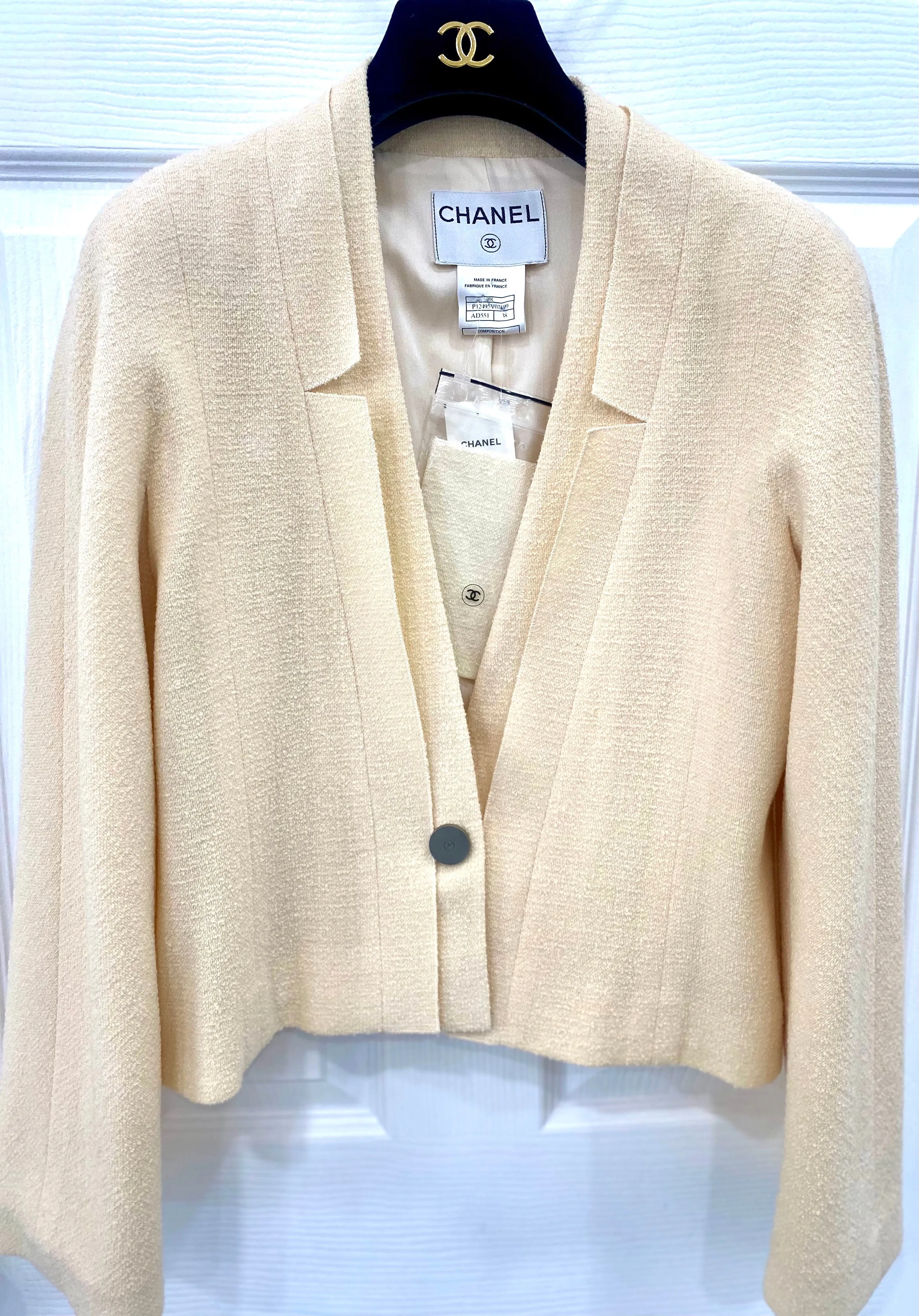 CHANEL LAINE WOOL SILK BLAZER