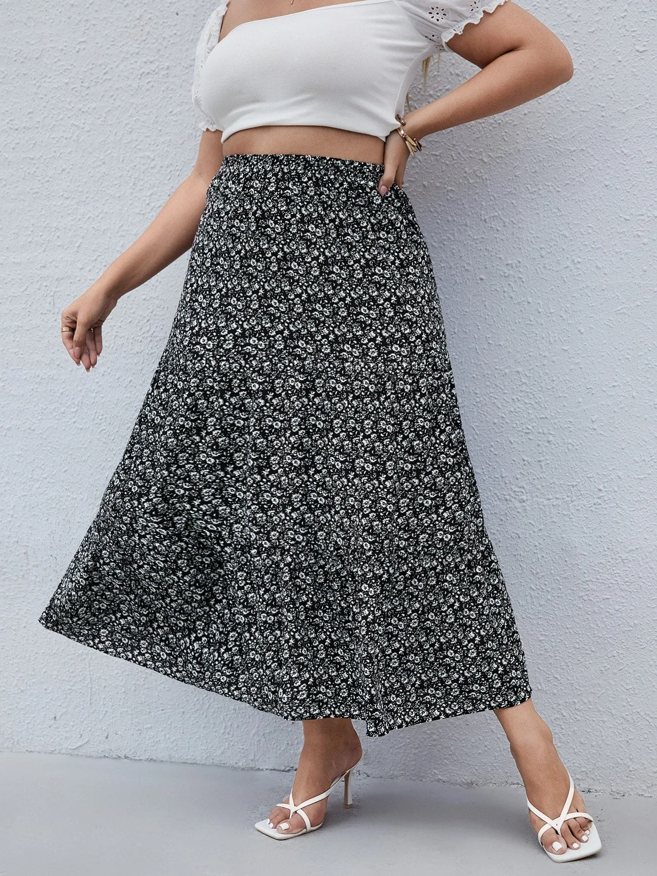 Ditsy Floral Long Plus Size Skirt
