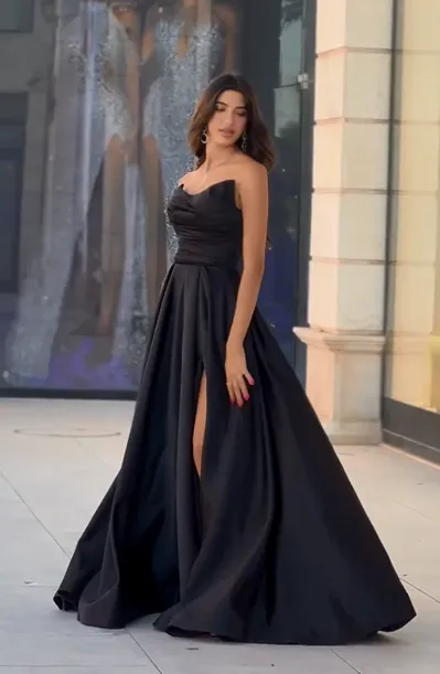 Elegant Black Long A-line Sleeveless Strapless Prom Dress with Slit