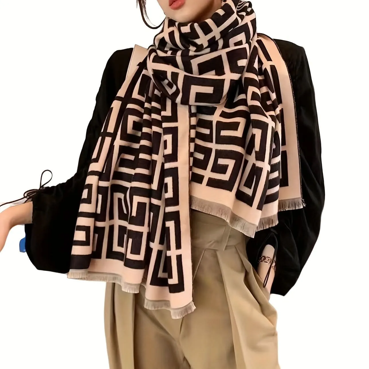 Luxurious Double G Jacquard Scarf – Soft Fringe Shawl