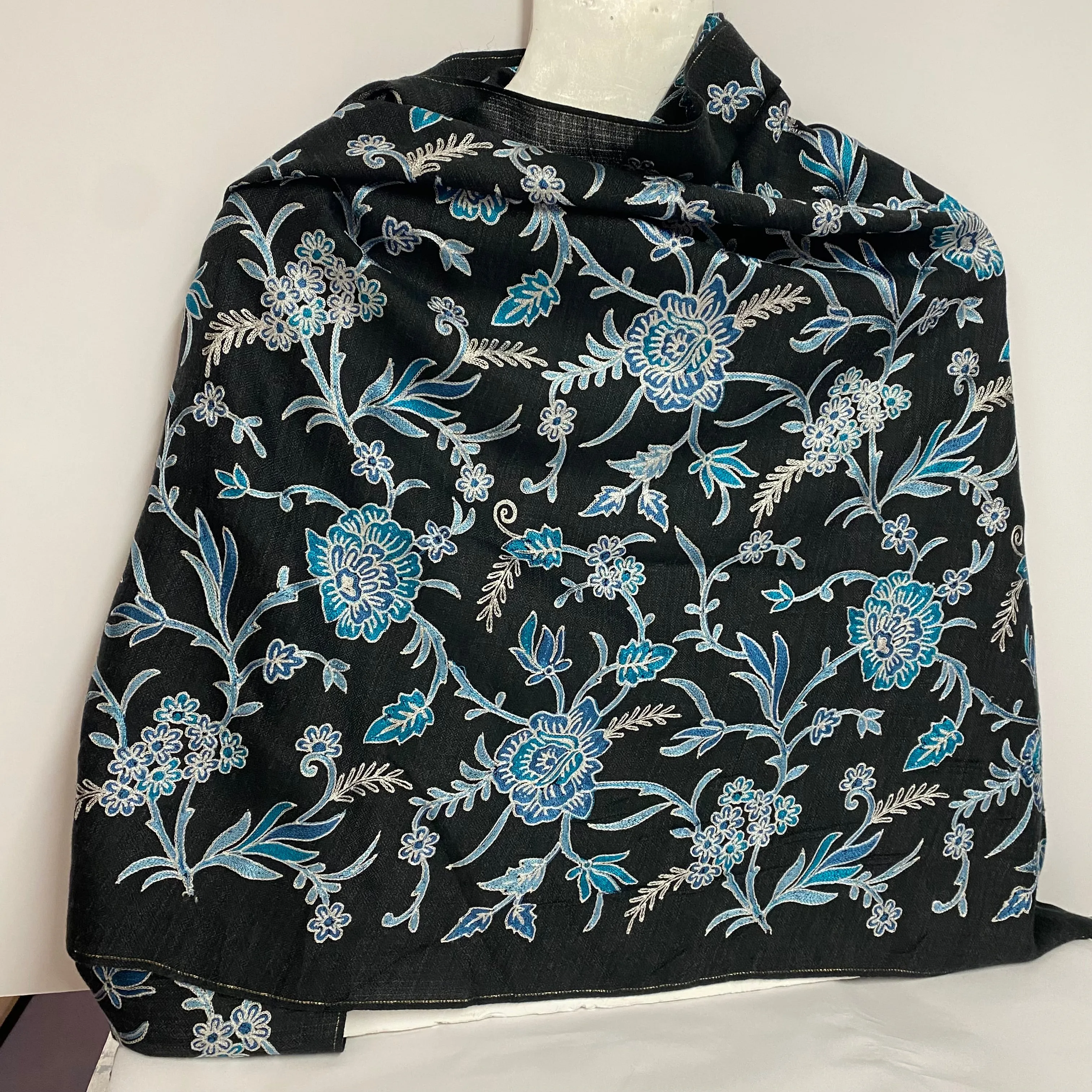 Pavati - Heirloom Indian Wrap