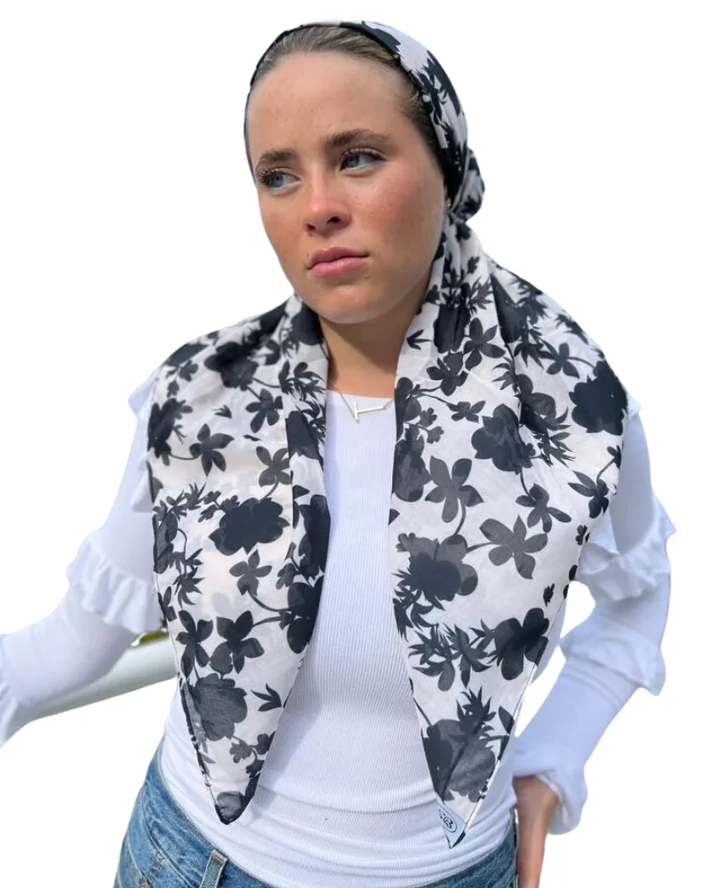 Scarf Bar Elegant Cream Floral Classic Pre-Tied Bandanna with Full Grip