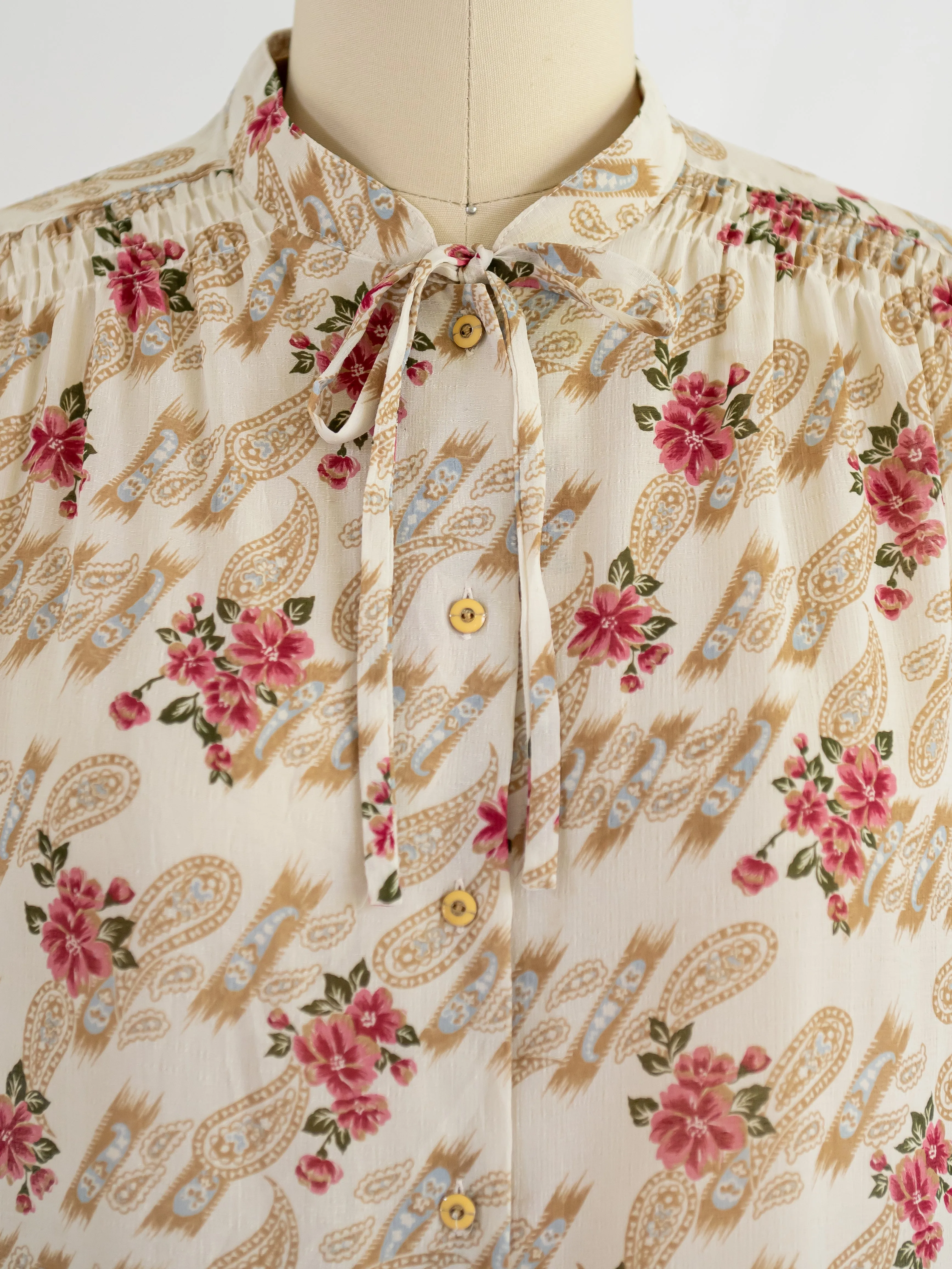 Vintage Beige Collared Half Sleeved Pink Floral Blouse