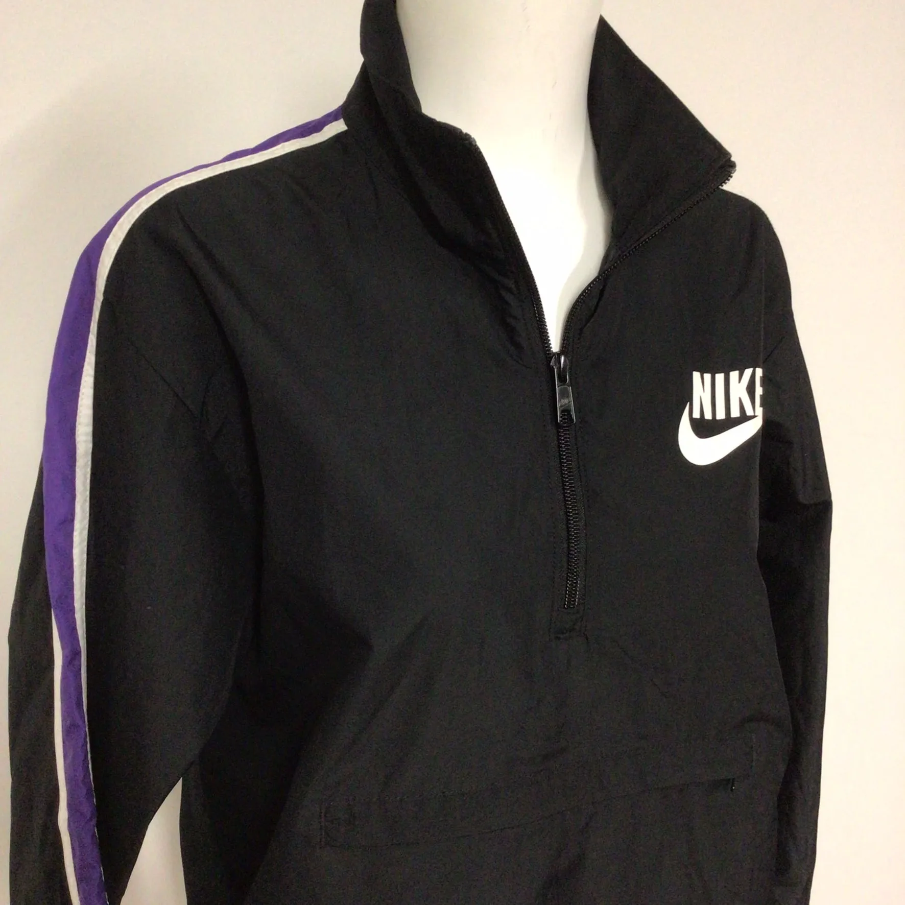Vintage Nike Black & Purple Packable Windbreaker Jacket Size S