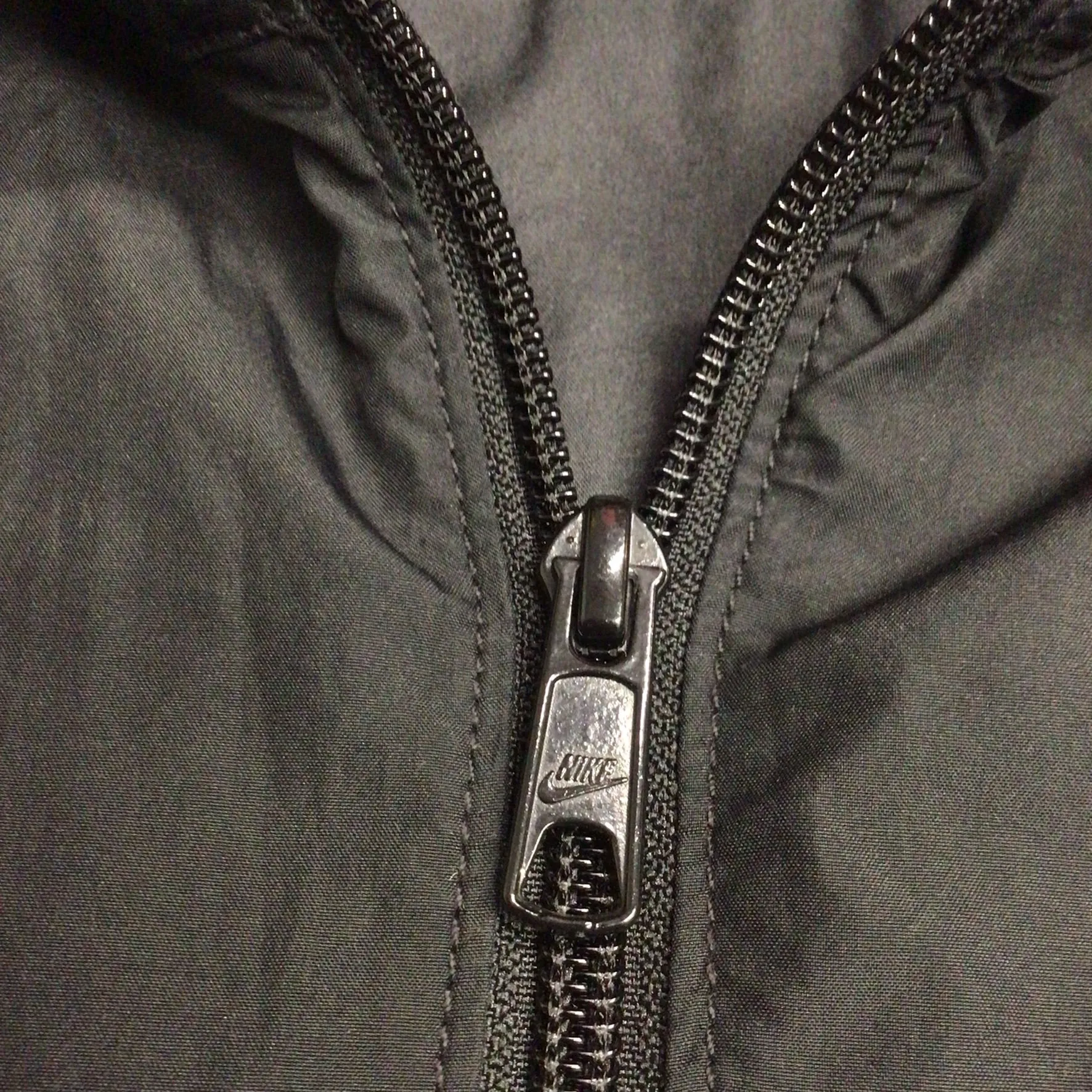 Vintage Nike Black & Purple Packable Windbreaker Jacket Size S