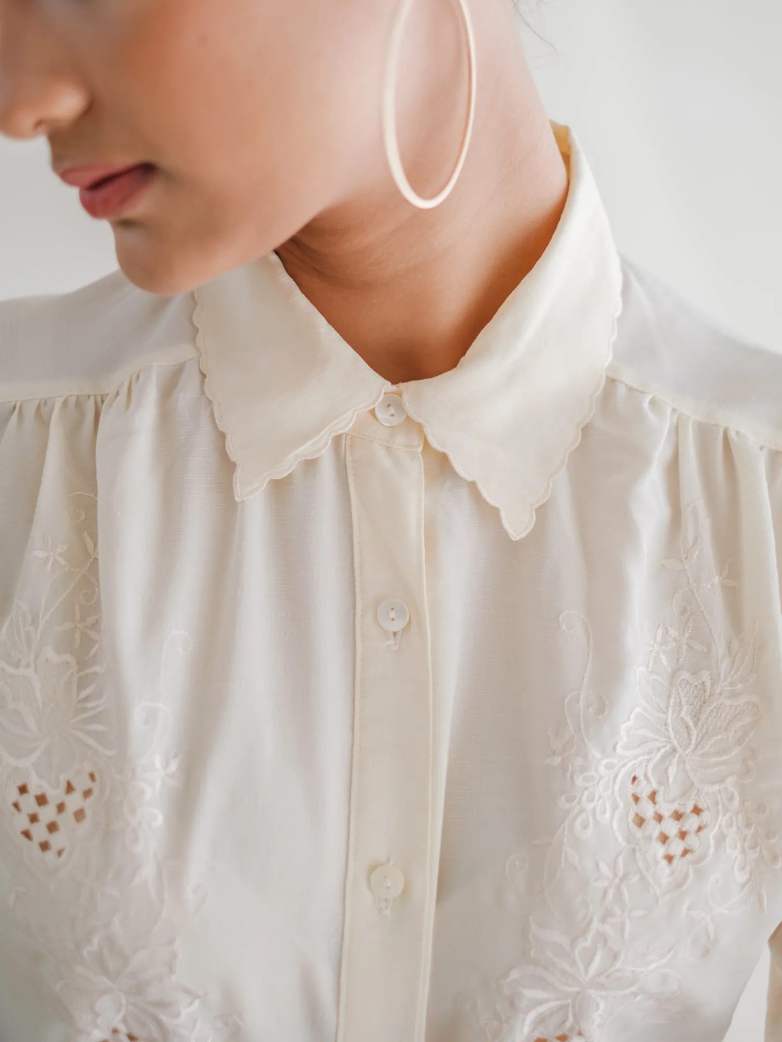 Vintage White Collared Half Sleeve Lace Detailed Blouse