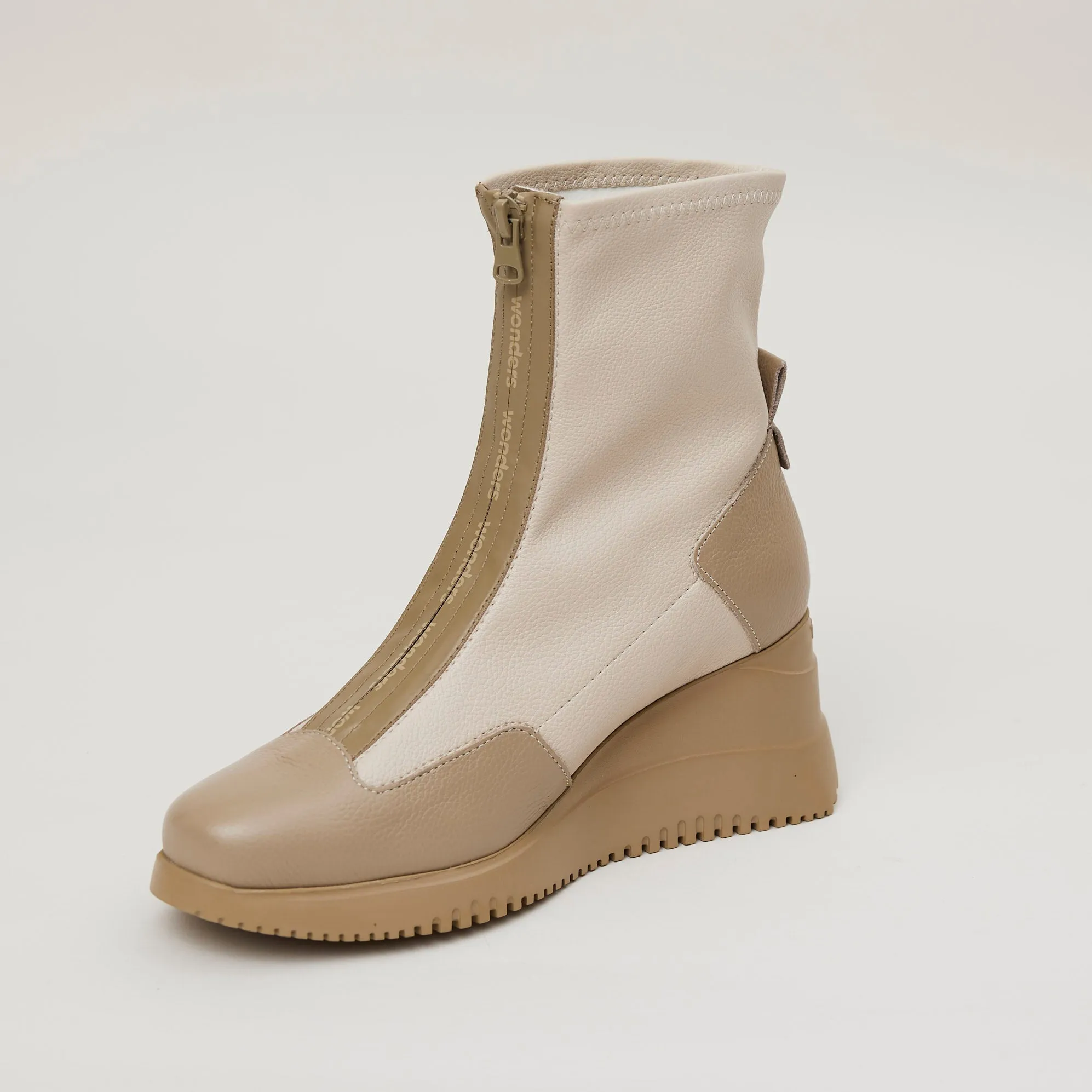 Wonders Cream Leather and Stretch Ankle Boots